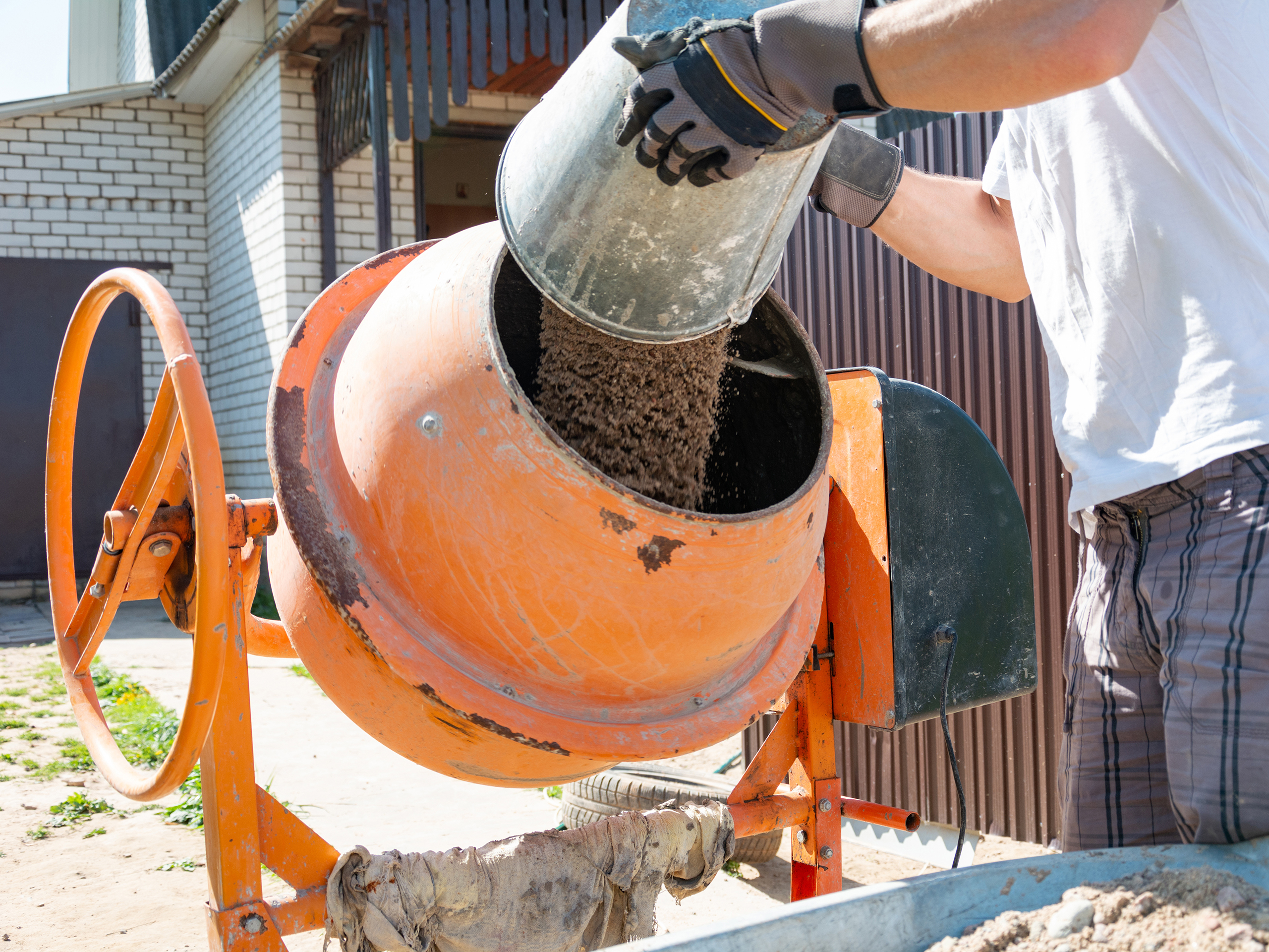 mortar mixing