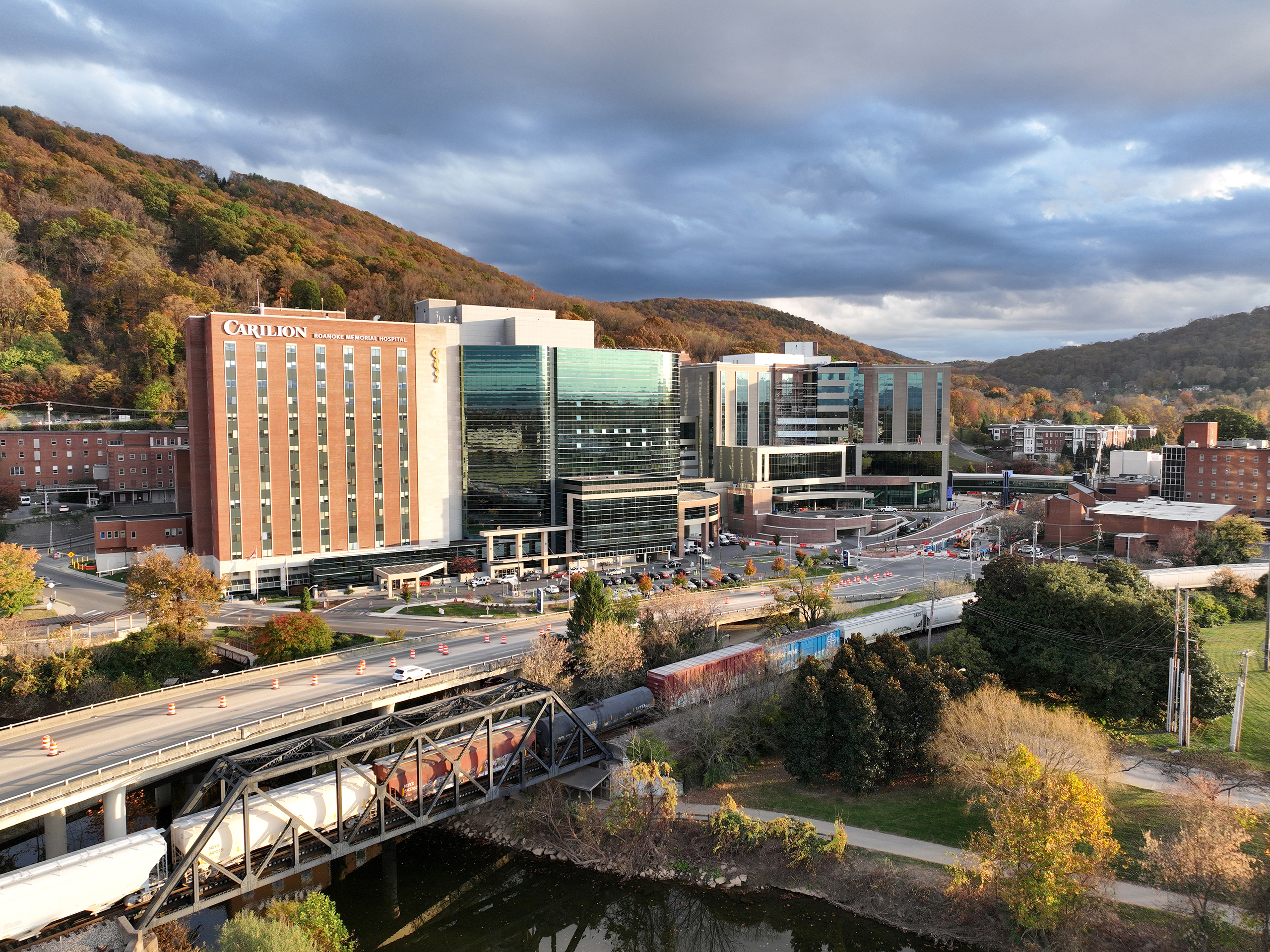 Aerial vierw of the Carilion Roanoke Memorial Hospital and the new Crystal Spring Tower